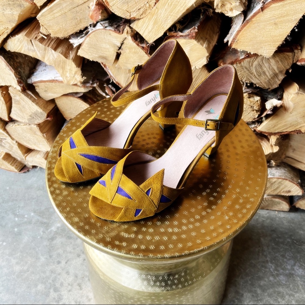 Anthropologie Farylrobin Yellow Sianca Sandal Size 10 EUC